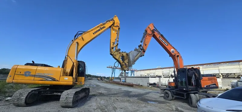 Lonking 225 zanjirli Doosan 210 gʻildirakli