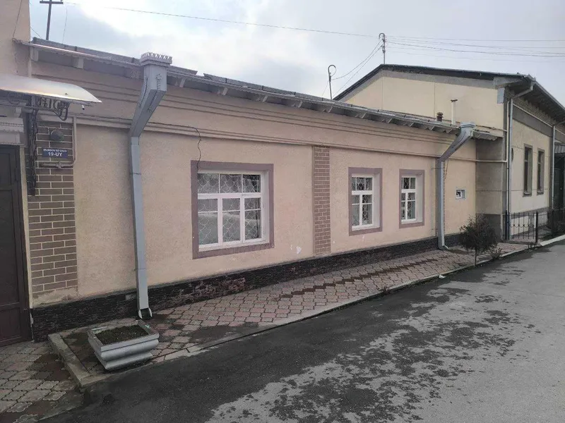 Ховли сотилади, Миробод, Билимдон