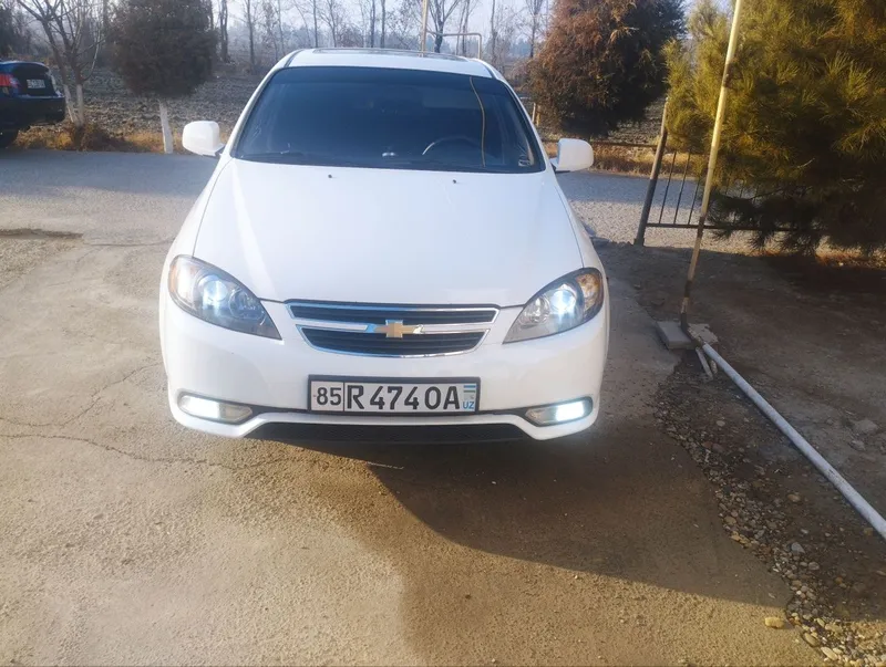 Tezda sotiladi holati ideal 2015-yil 3 Tezda sotiladi holati ideal 2015-yil 3
