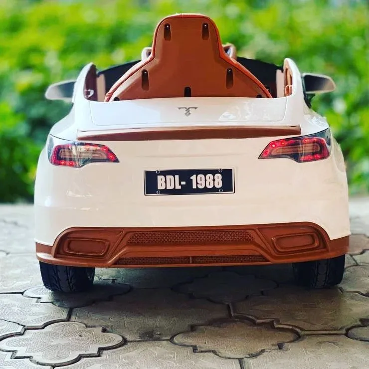 Tesla Model S Plaid детская машина, электромобиль — подарок для детей 4 Tesla Model S Plaid детская машина, электромобиль — подарок для детей 4