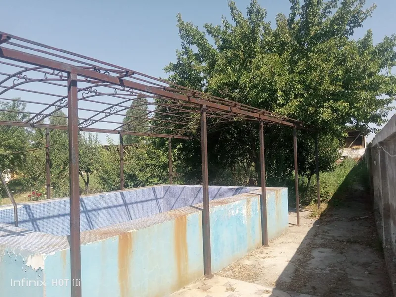 Yarim hovli sotiladi! 6 Yarim hovli sotiladi! 6
