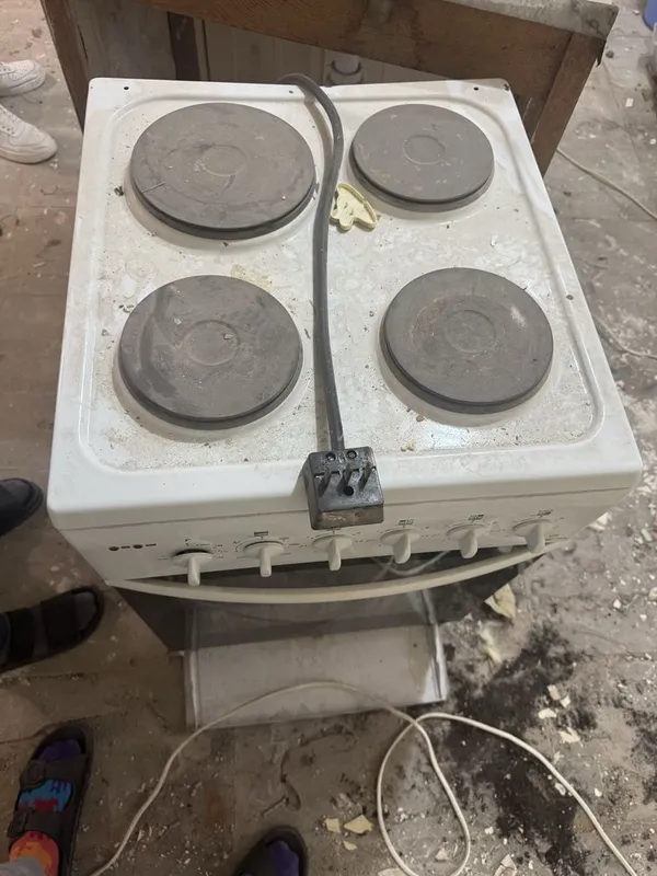Yaxshi holatdagi elektr plita 2