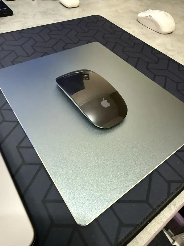 Коврик для мышки Apple Magic Mouse алюминевый 24х20 — фото 3