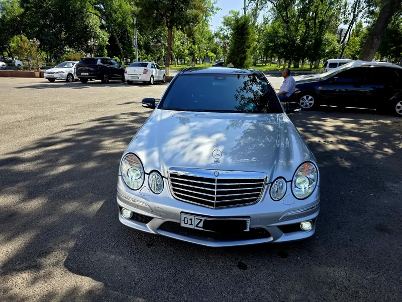 Mercedes benc 63 AMG 211 1 Mercedes benc 63 AMG 211 1