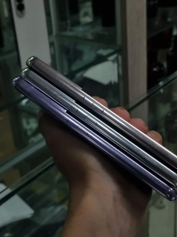 Samsung S22 2