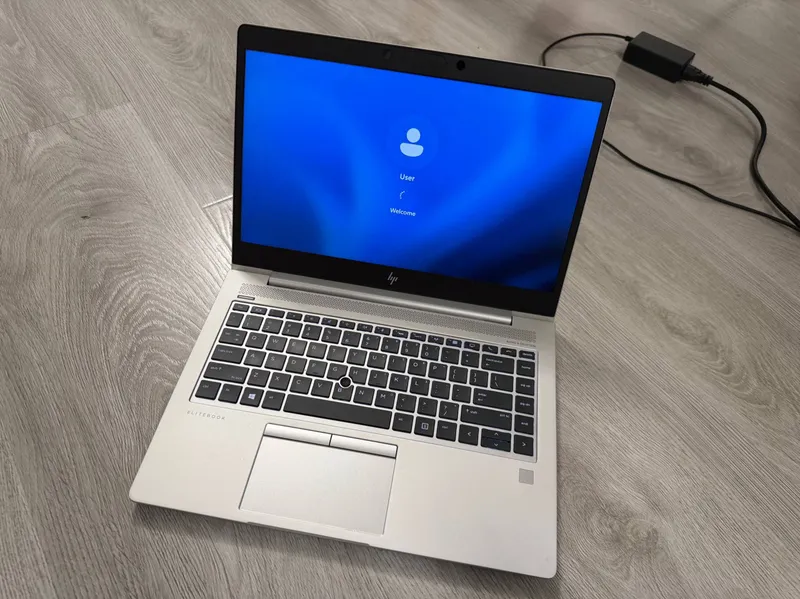 HP EliteBook 745 core i7- 16/256 с видеокарт 2GB