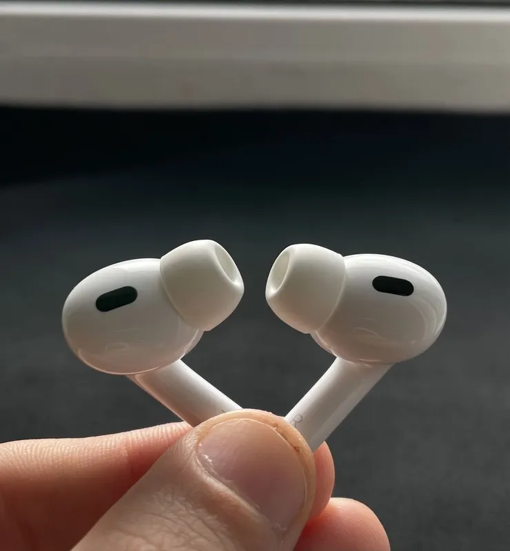 AirPods Pro 2 (Type-C) Chap/O‘ng quloqchin (1 dona) AirPods Pro 2 (Type-C) Chap/O‘ng quloqchin (1 dona)