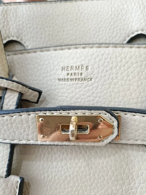 Продам сумку HERMES Цвет кофе с молоком — фото 1