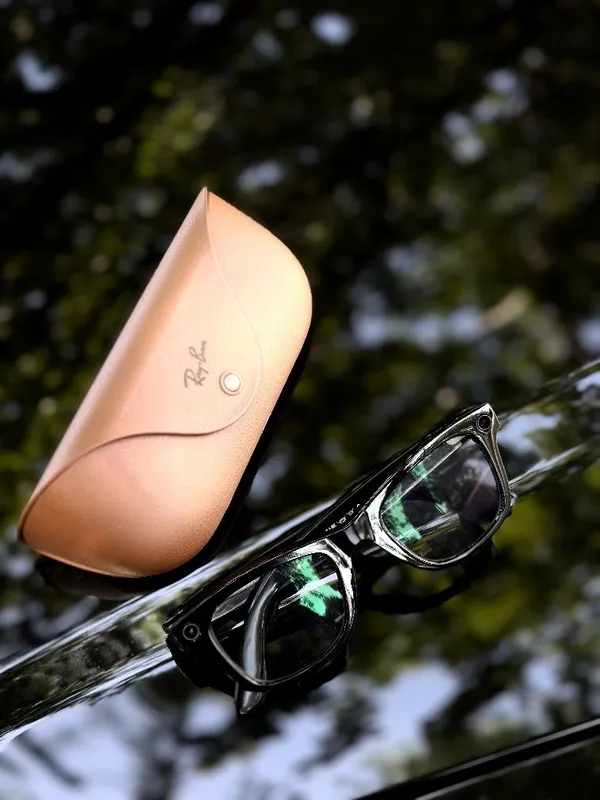Ray ban sotiladi 1 Ray ban sotiladi 1