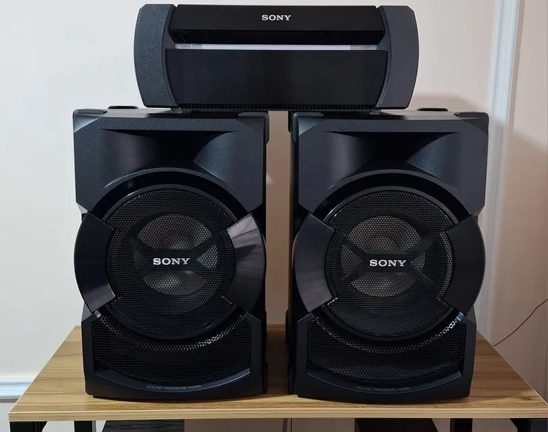 Муз центр Sony Shake 10