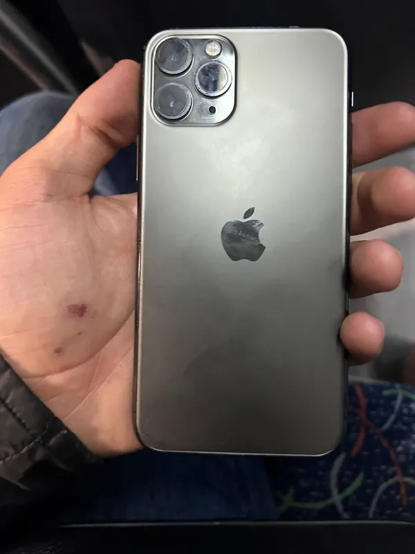 Iphone 11 pro bor holati ideal