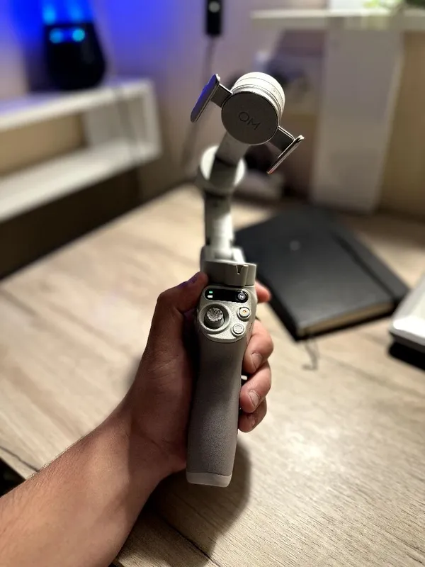 DJI Osmo Mobile SE — стабилизатор