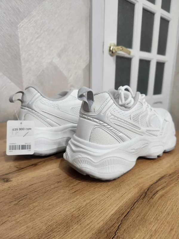 Trenddagi White Chunky Sneakers — qulay, yengil va juda stilniy model! — фото 3