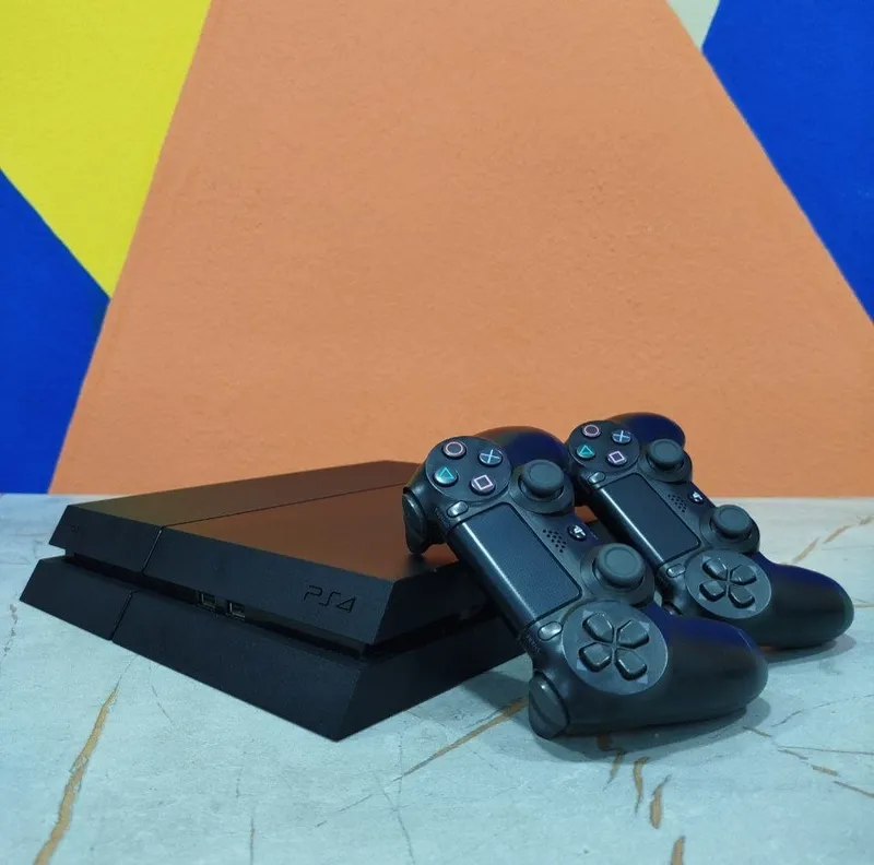 Playstation 4 o‘yin konsoli 1