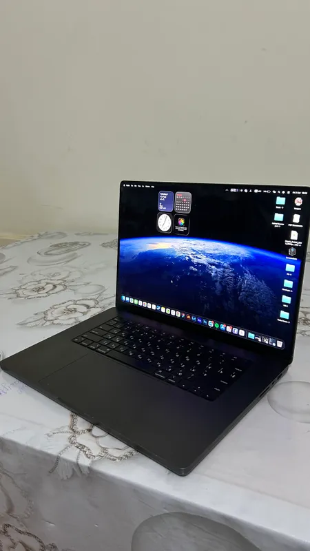 macbook pro m3 pro inch 16 2