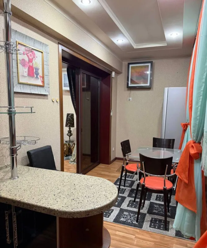 Mirzo Ulug‘bek tumanida 80 m² maydonli 3 xonali kvartira sotiladi 8