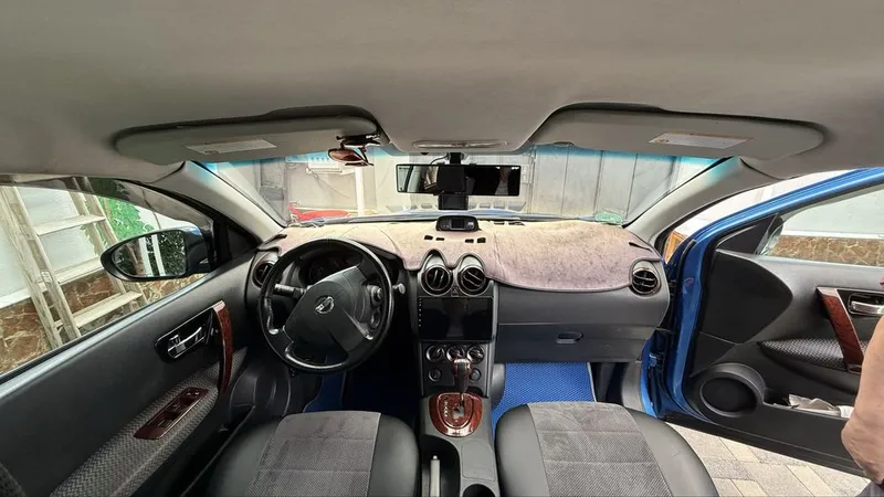 Nissan Qashqai 2.0 — фото 2