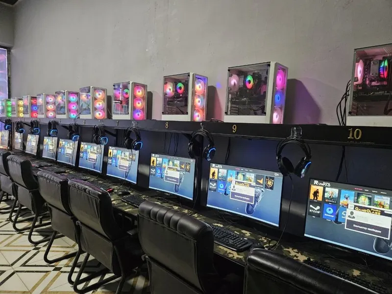 uyin komyuterlari 10 ta cs2 dota 2 online uyinlarni kutaradi 1 uyin komyuterlari 10 ta cs2 dota 2 online uyinlarni kutaradi 1