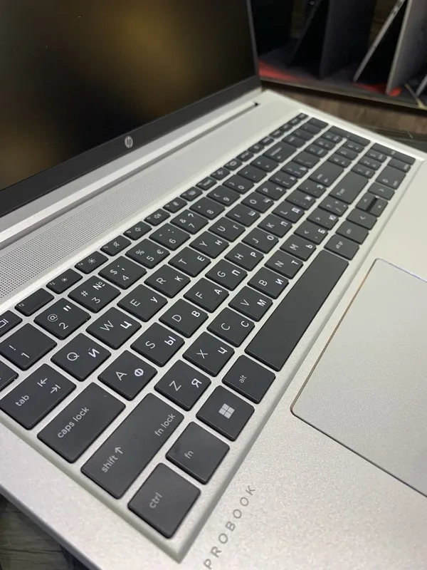 HP ProBook 450 G10 — фото 3