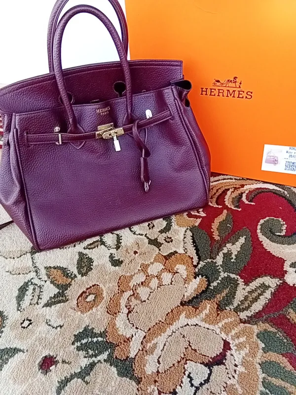 Sumka Sotiladi narx 150.000 ming 2