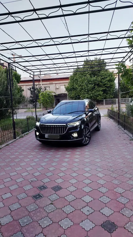Sotiladi Hongqi SH5 4×4 kraska toza navorotlari bor 1