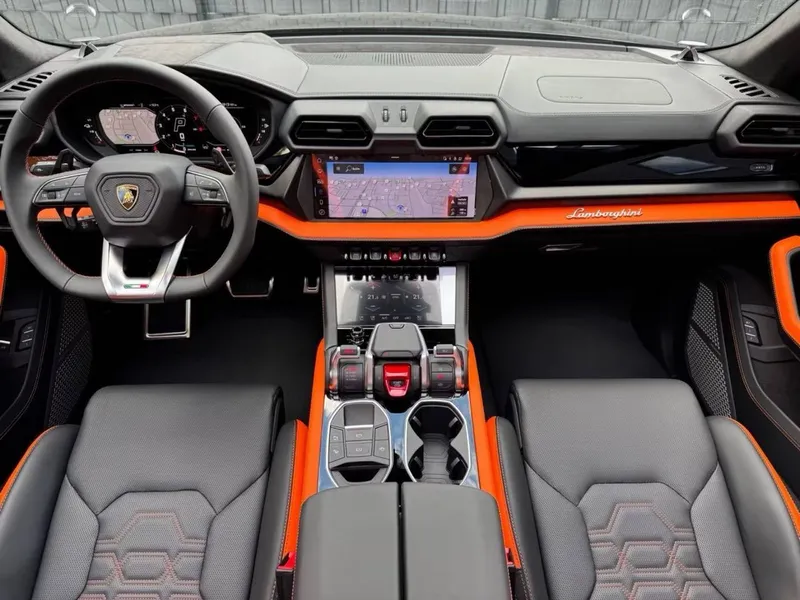 Lamborghini Urus SE 2026 — фото 6