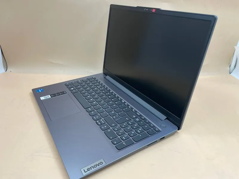 Lenovo IP Slim 3 15IRU8 1 Lenovo IP Slim 3 15IRU8 1