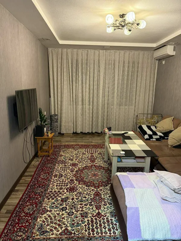Чиланзар, 24 квартал 3/3/4, меблированная, техника, ориентир кафе «Москва» 3