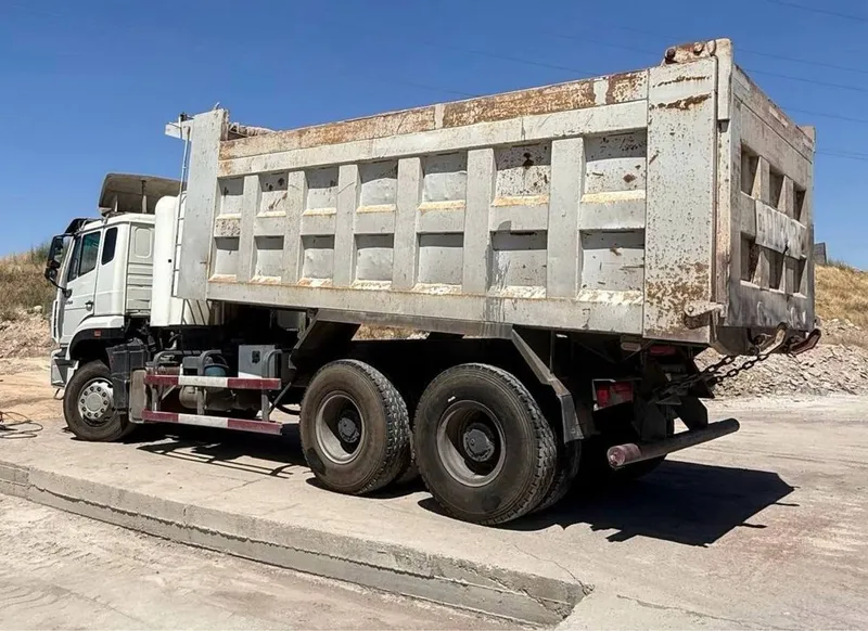 Самосвал HOHAN sinotruk 25 тонналик сотилади 2