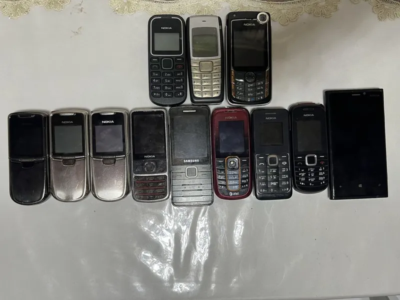 Nokia retro telefonlar sotiladi Nokia 8800
