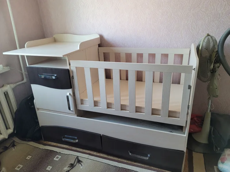 Bolalar karovati sotiladi 3