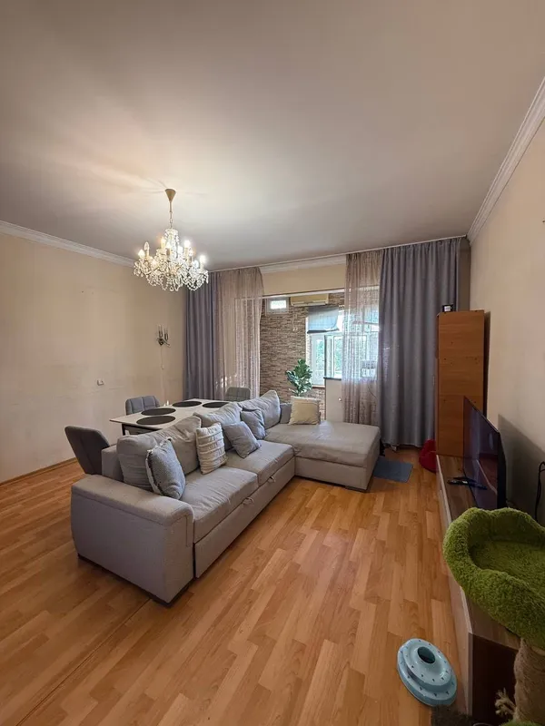 Продаётся 4-комнатная квартира, 72 м², Яшнабадский район 1