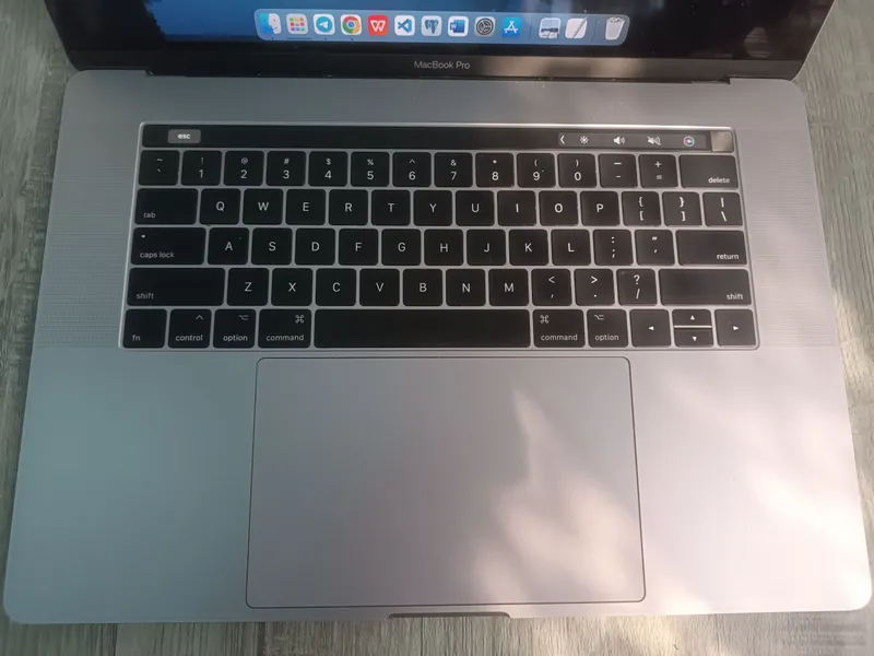 macbook pro 3