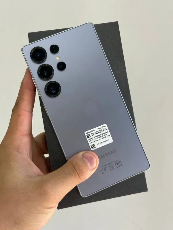 Samsung S25 Ultra 4