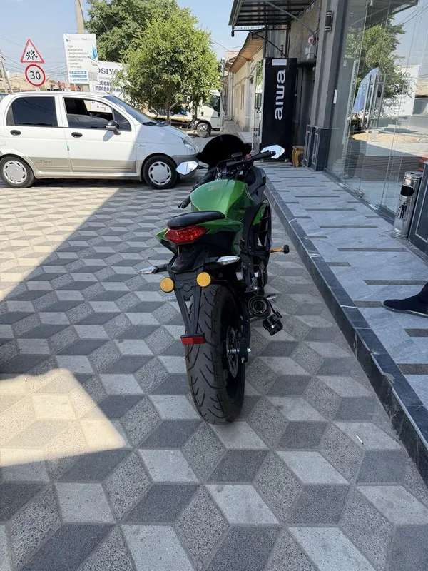 Motosikl holati pashti yengi 3 Motosikl holati pashti yengi 3