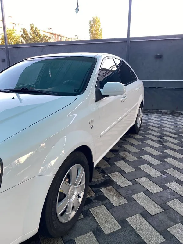 Chevrolet Lacetti 2013 / 1.8 л, механика 3 Chevrolet Lacetti 2013 / 1.8 л, механика 3