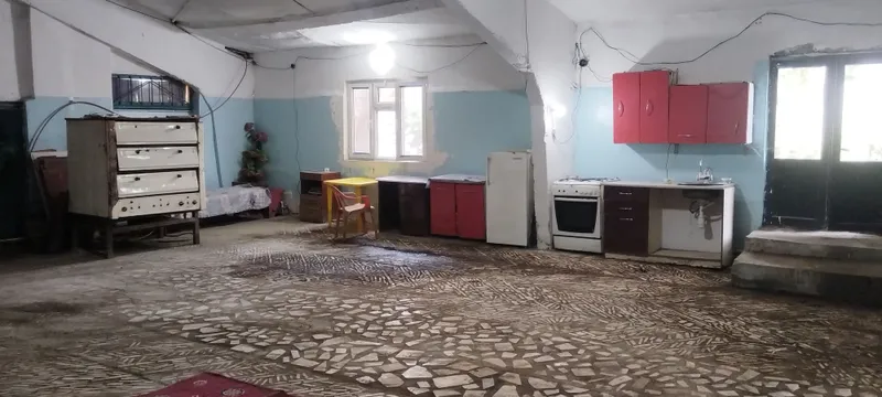 Бино ижорага берилади 300м2. 6