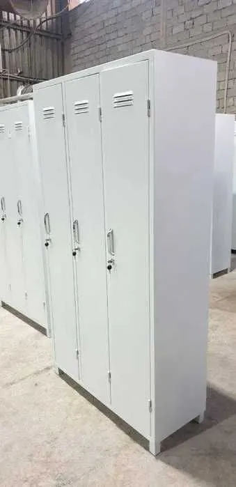 Металлическое Шкаф 3 Металлическое Шкаф 3