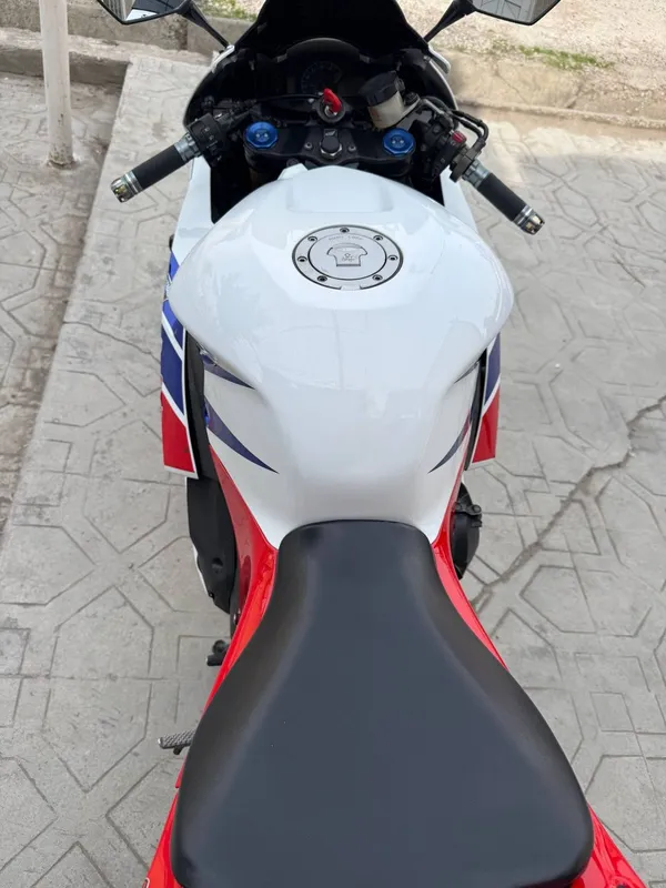Honda 600SBR RR sport bike — фото 4