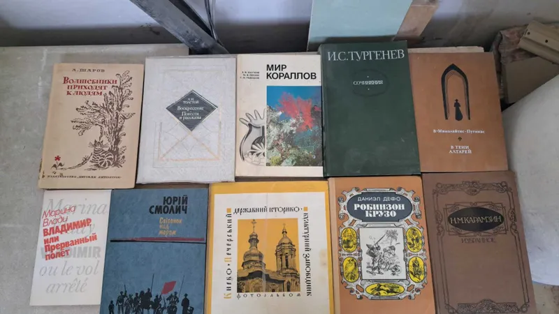 Книги литература — фото 1