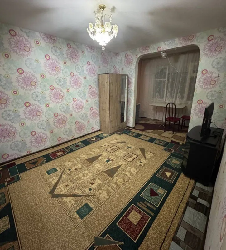В Чиланзаре, на Фархадской, 1-комнатная квартира 1