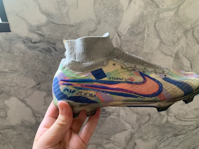 NIKE BUTSI 2