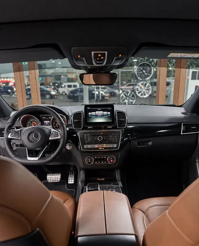 Mersedes Benz GLE 43 AMG Coupe 4Matic 3 Mersedes Benz GLE 43 AMG Coupe 4Matic 3