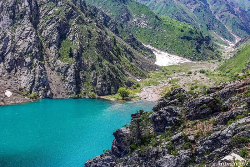 Sayohat Nefrit ko'li va boshqa lokatsiyalar. — фото 1