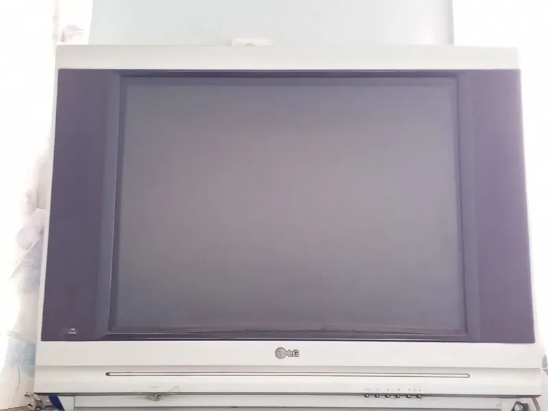 LG televizor .