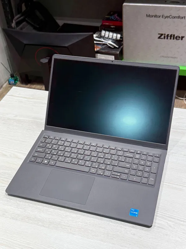 Ноутбук Dell 1 Ноутбук Dell 1
