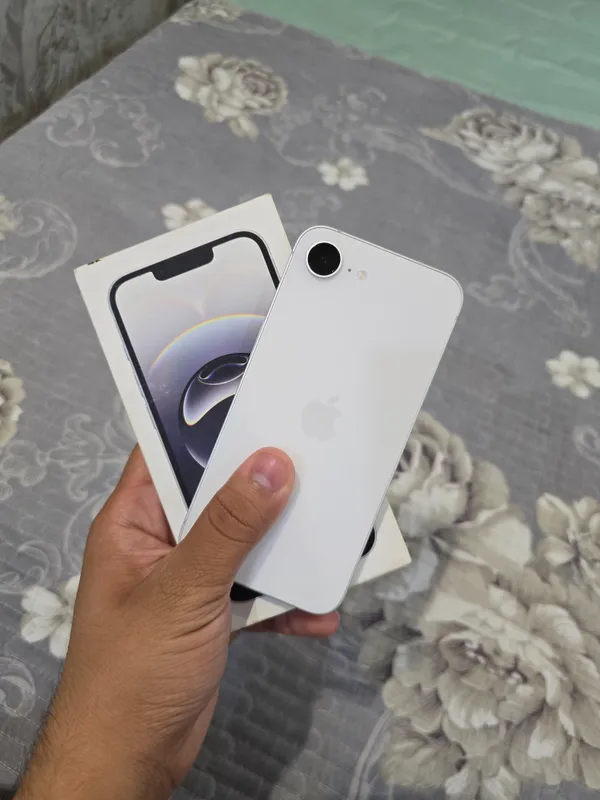 Iphone 16e 99%