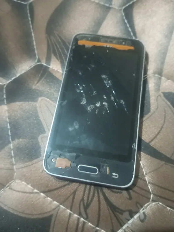 Samsung galaksi J1 1
