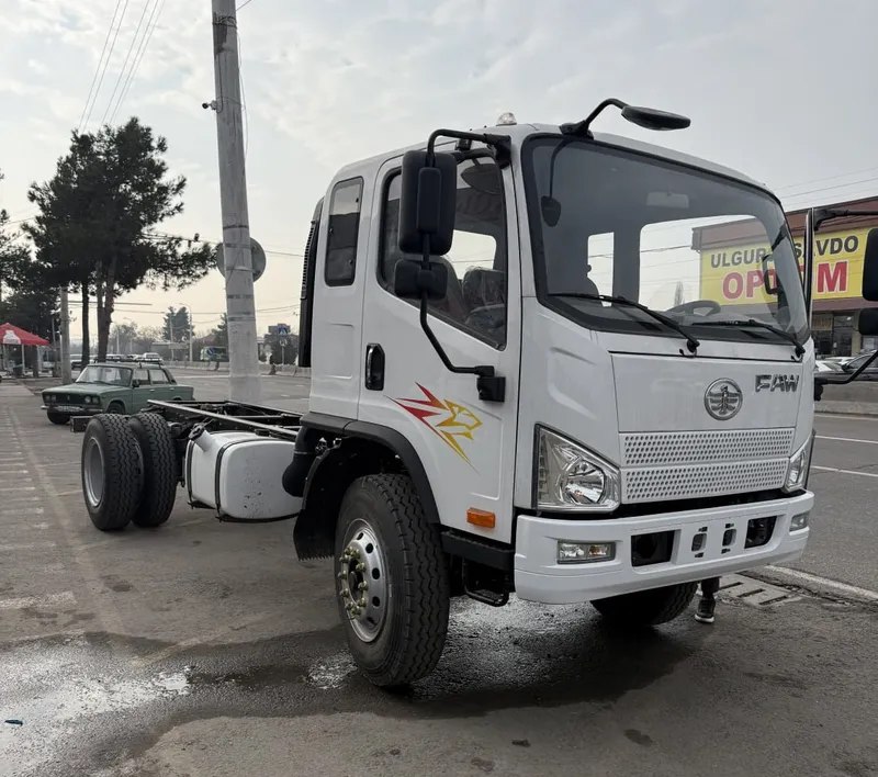 Шасси FAW Tiger V VUM1120 / 12 т