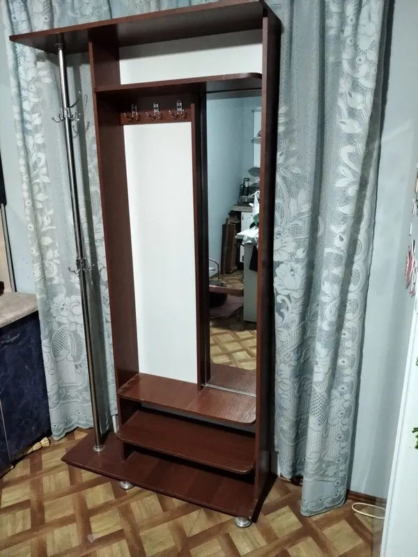 Прихожка в отличном состоянии. Своя 3 Прихожка в отличном состоянии. Своя 3